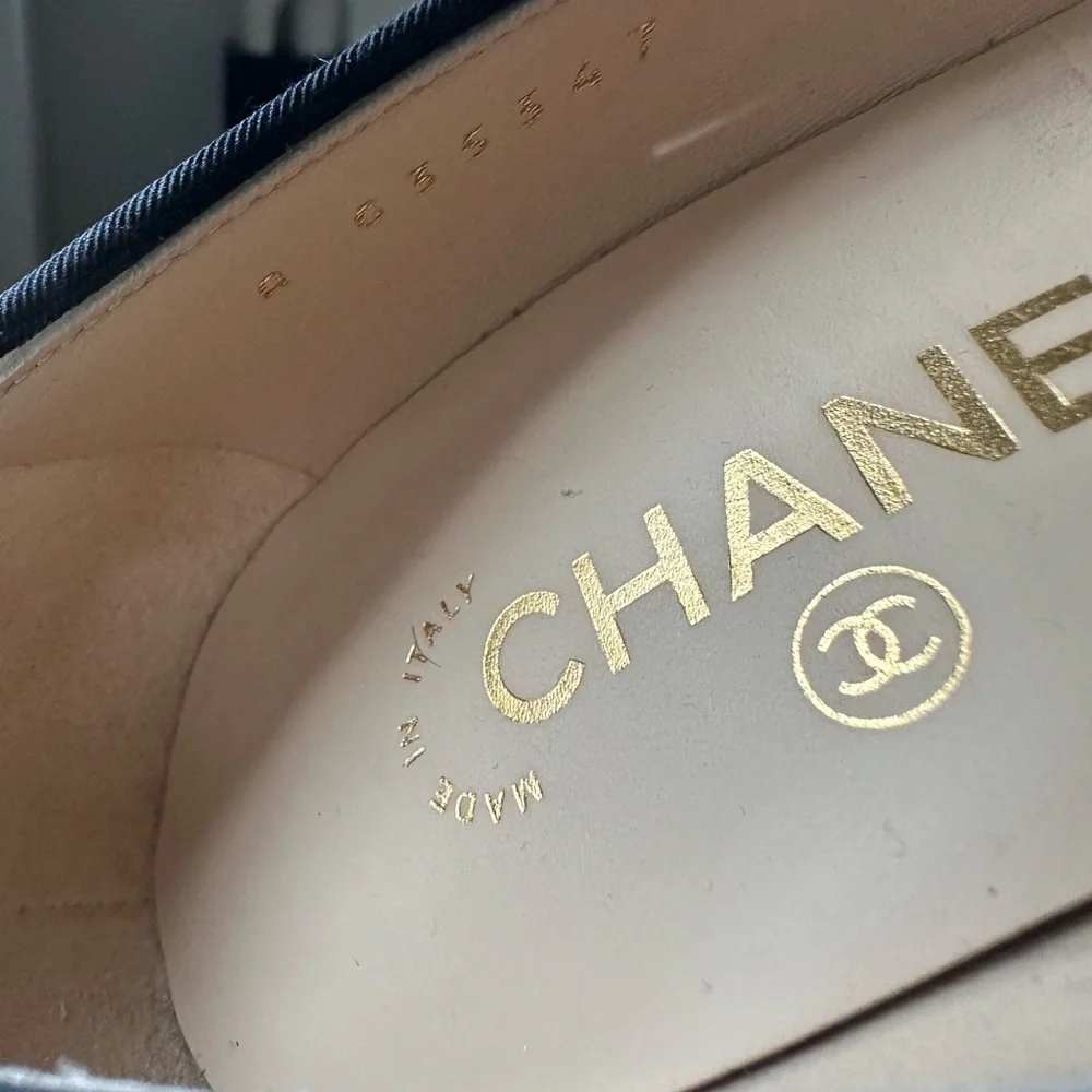 Chanel heels - Picture 7 of 11